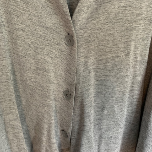 Talbots oversized asymmetric swing‎ top. Worn about 5x. - Picture 4 of 6